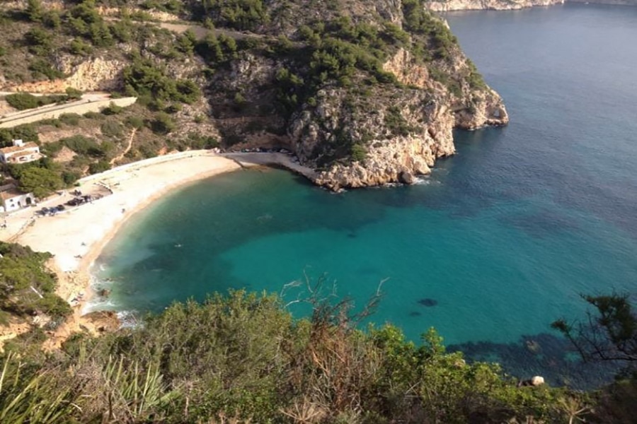 Découvrez La Crique de la Granadella à Jávea