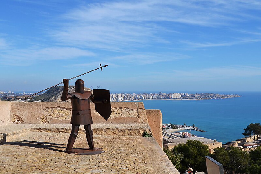 Alicante, enclave française ?