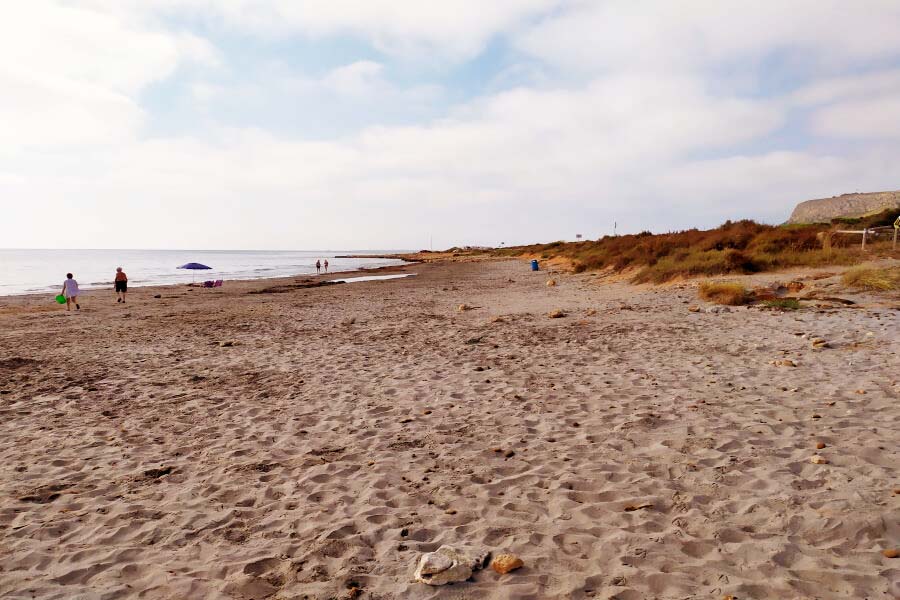 plage naturelle de La Ermita