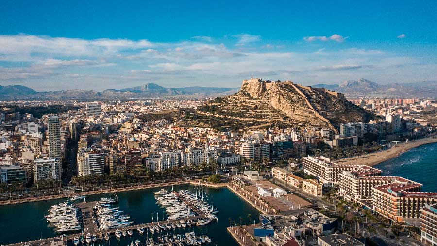 Castillo de Santa Bárbara à Alicante